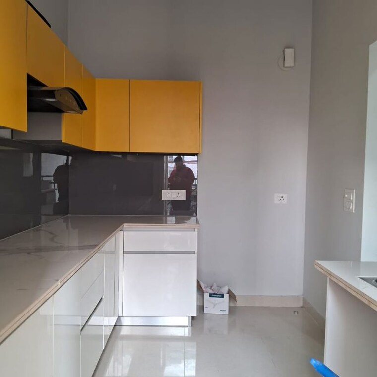 Kitchen, central-park-lake-front-towers 4 Bedroom 2570 Sq.Ft. Apartment In Sohna Sector 33 Gurgaon 10008549