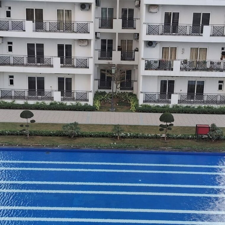 Exterior View, central-park-lake-front-towers 4 Bedroom 2570 Sq.Ft. Apartment In Sohna Sector 33 Gurgaon 10008549