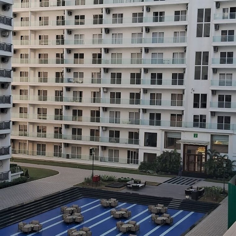 Exterior View, central-park-lake-front-towers 4 Bedroom 2570 Sq.Ft. Apartment In Sohna Sector 33 Gurgaon 10008549