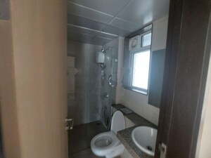 Bathroom in 3 BHK Apartment at LnT Veridian, Powai – for Rent
