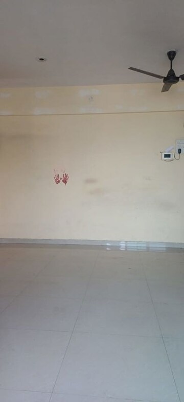 Room in 1 BHK Apartment at Dreams Kaveri Heights, Kalwa – for Sale