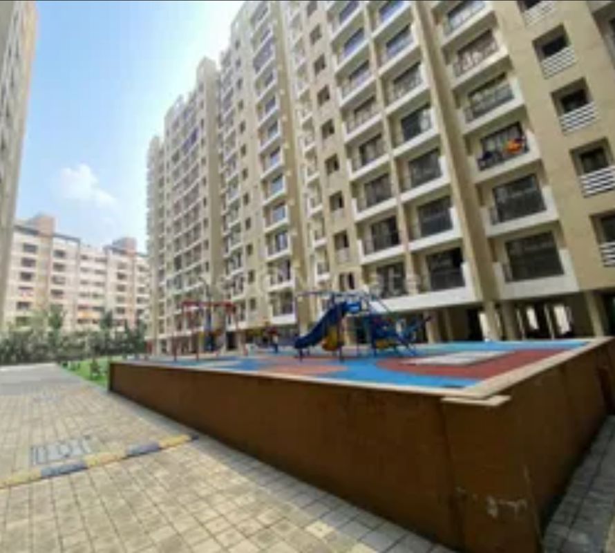 2 BHK + Pooja Room Apartment For Sale in Teakwood CHS