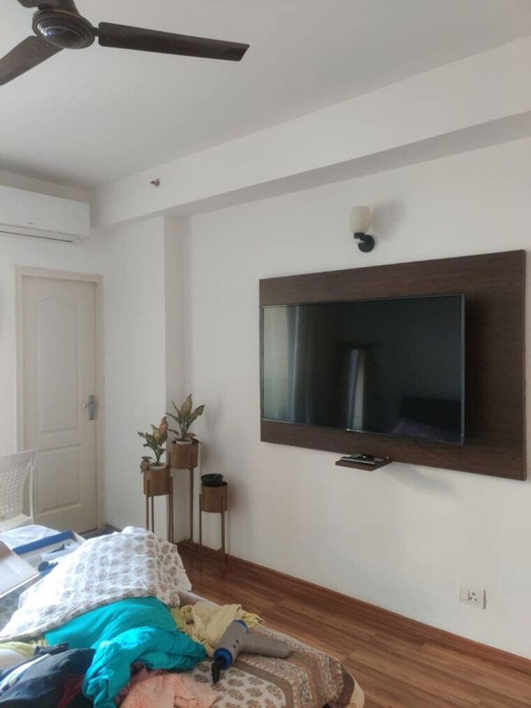 Bedroom, supertech-araville 3 Bedroom 1950 Sq.Ft. Apartment In Sector 79 Gurgaon 10008570