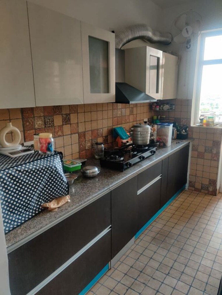 Kitchen, supertech-araville 3 Bedroom 1950 Sq.Ft. Apartment In Sector 79 Gurgaon 10008571