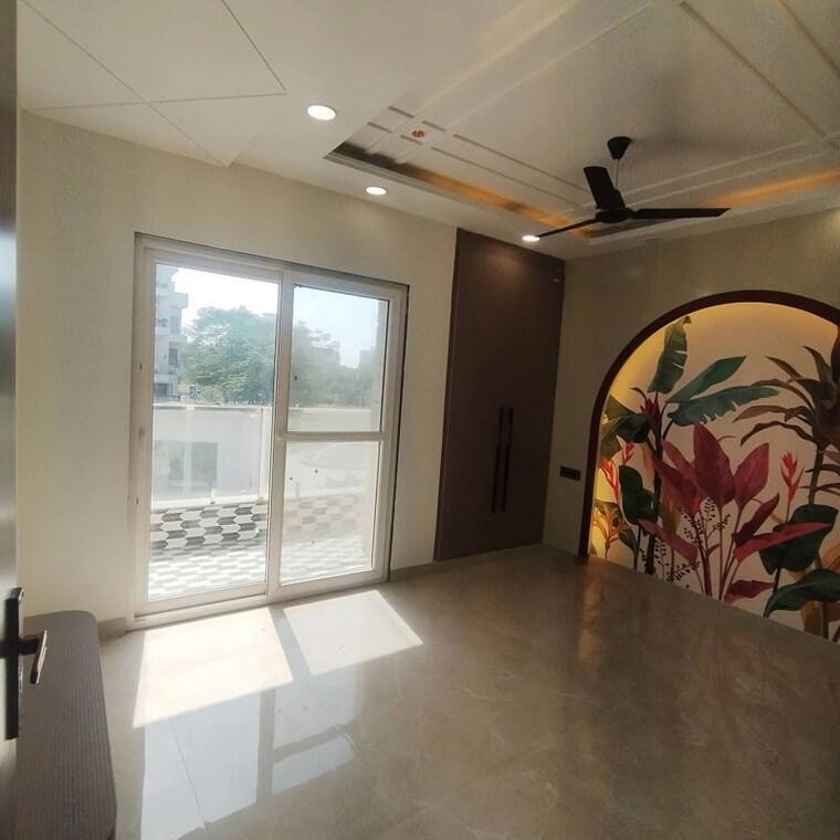 Room, sector 89 3 Bedroom 150 Sq.Yd. Builder Floor In Sector 89 Faridabad 10003525