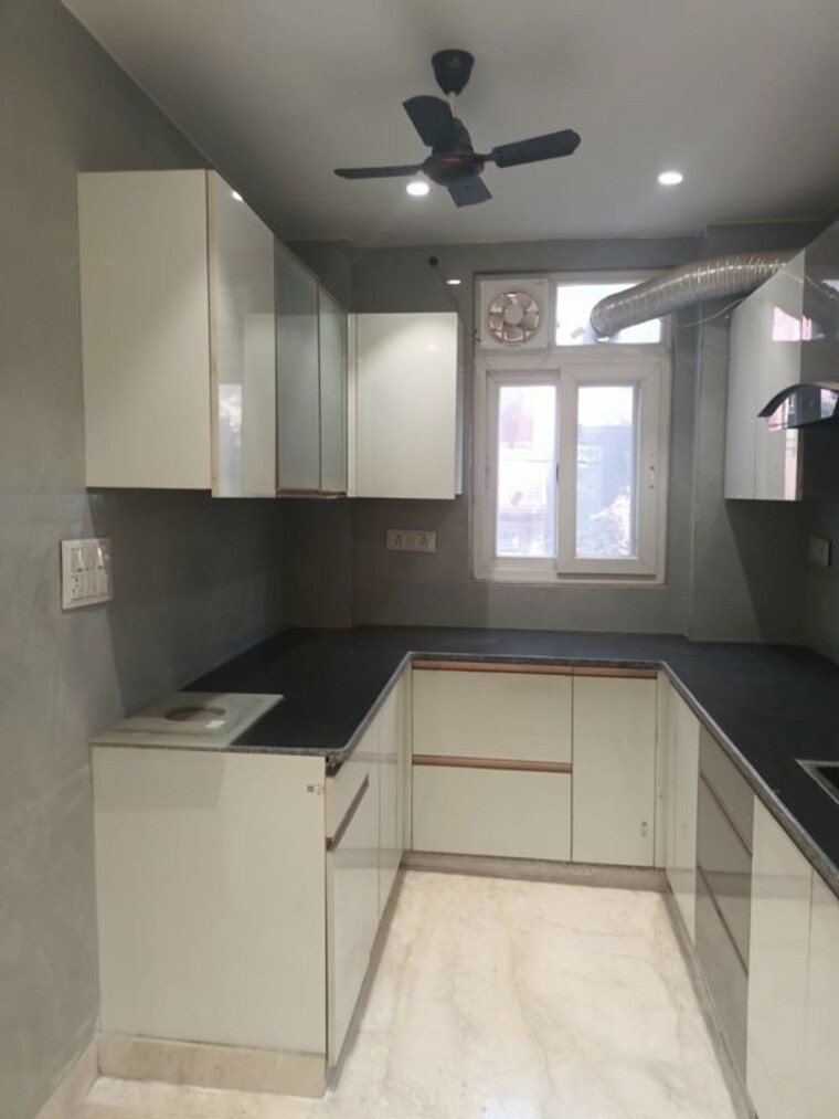 Kitchen, patel nagar 2 Bedroom 900 Sq.Ft. Builder Floor In Patel Nagar Delhi 10008638