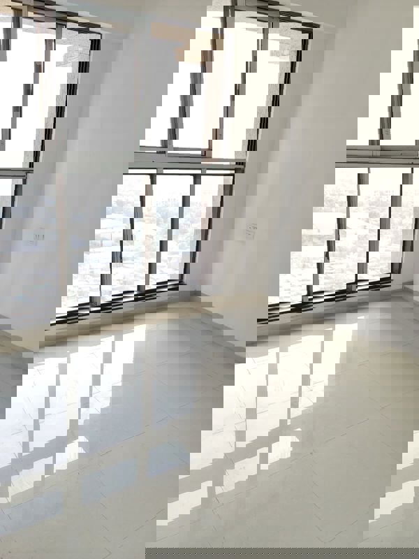 2 BHK 700 Sq.Ft. Apartment in UK Iridium