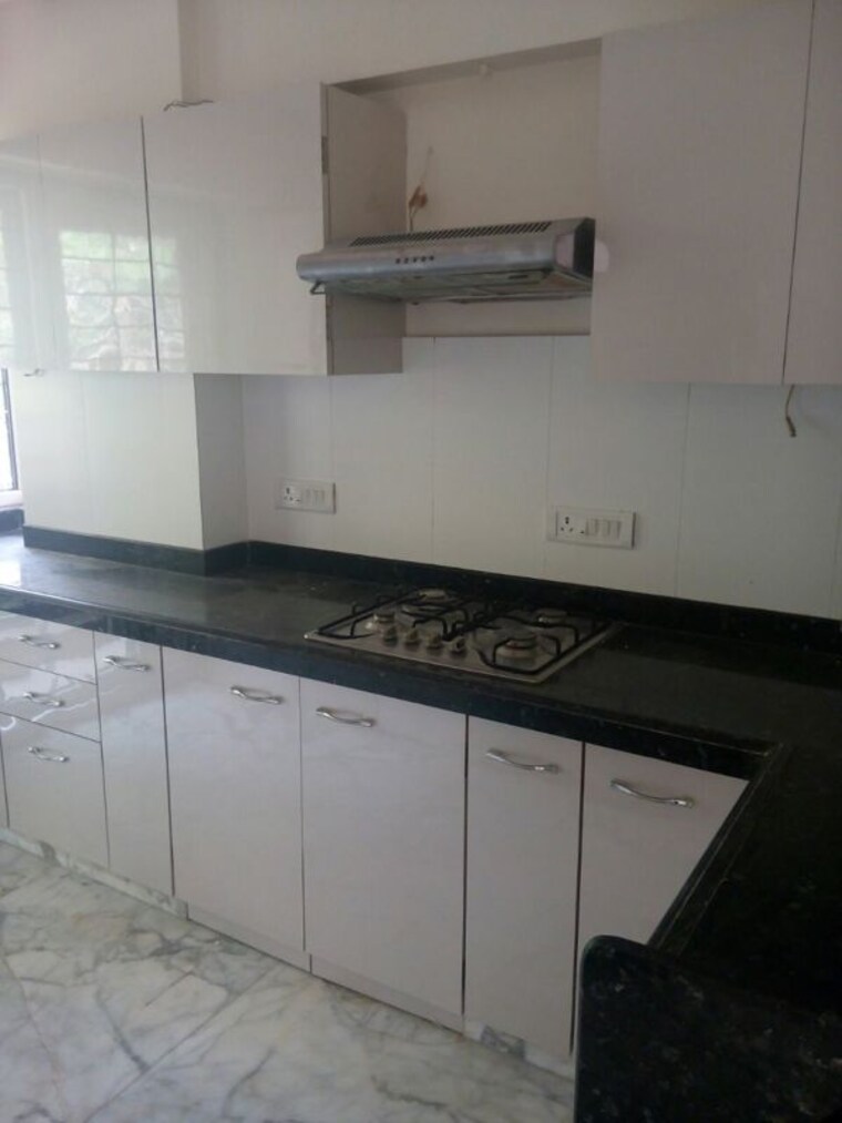 Kitchen, supreme-ecstasy-ii 3 Bedroom 1600 Sq.Ft. Apartment In Khar West Mumbai 10008643