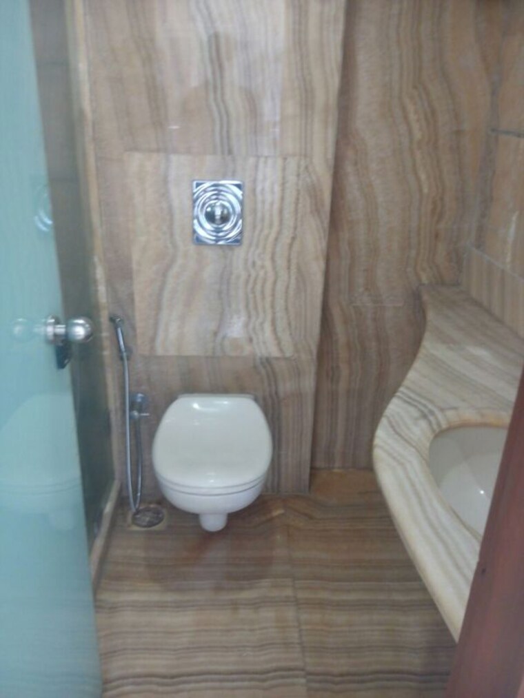 Bathroom, supreme-ecstasy-ii 3 Bedroom 1600 Sq.Ft. Apartment In Khar West Mumbai 10008643