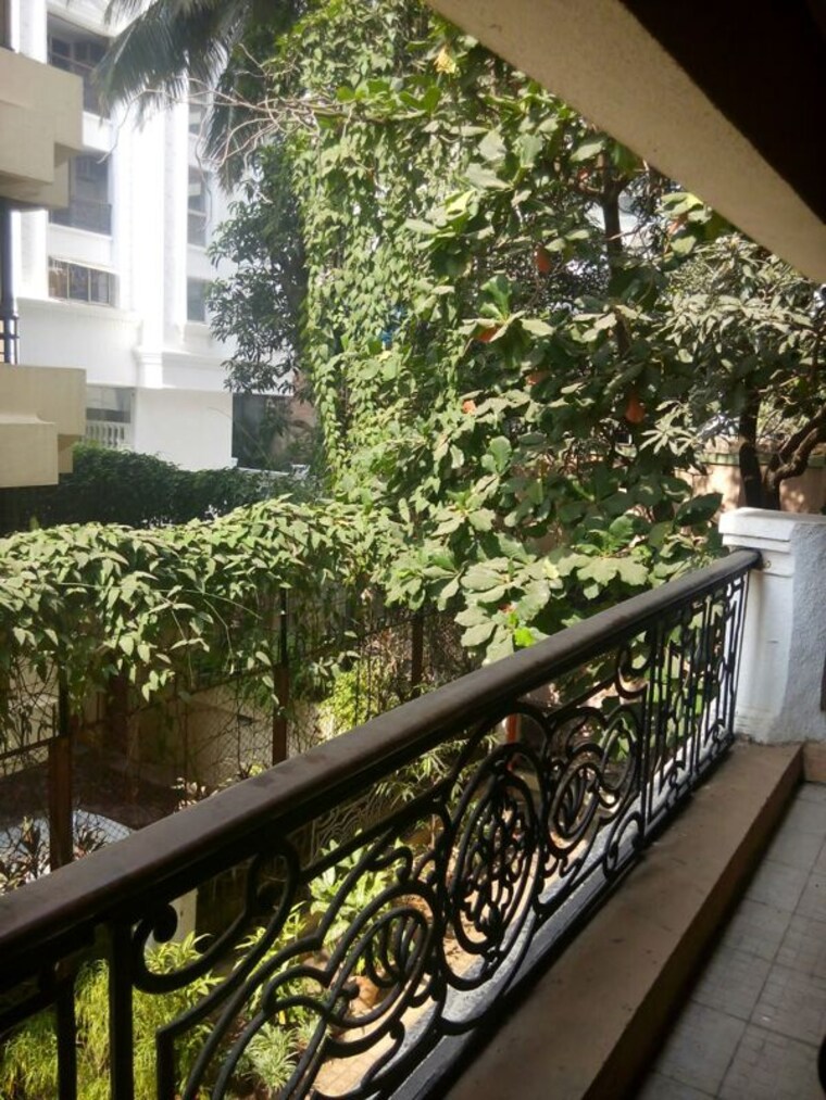 Balcony, supreme-ecstasy-ii 3 Bedroom 1600 Sq.Ft. Apartment In Khar West Mumbai 10008643