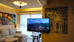 Bedroom in 2 BHK Apartment at Shapoorji Pallonji Astron, Kandivali East – for Rent