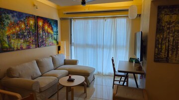 2 BHK Apartment For Rent in Shapoorji Pallonji Astron, Kandivali East