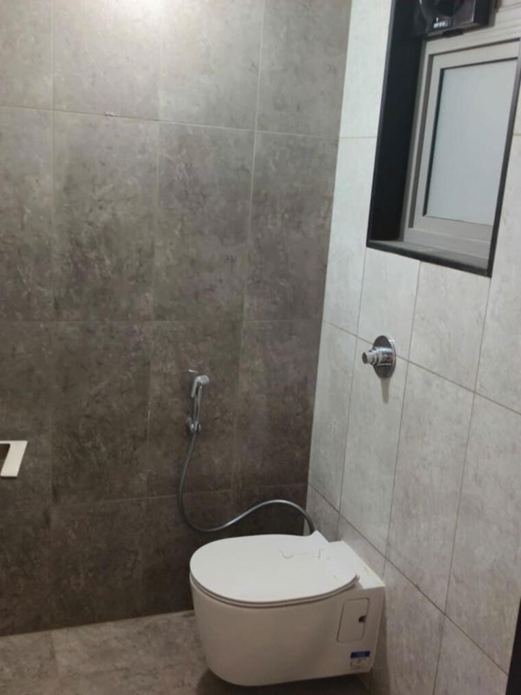 Bathroom, vilas-javdekar-yashwin-enchante 2 Bedroom 730 Sq.Ft. Apartment In Kharadi Pune 10008678