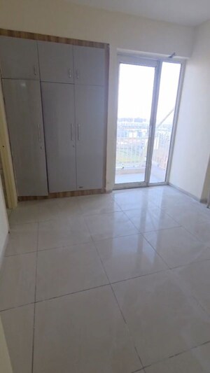 Room in 2 BHK Apartment at Wave Dream Homes, Wave City – for Sale