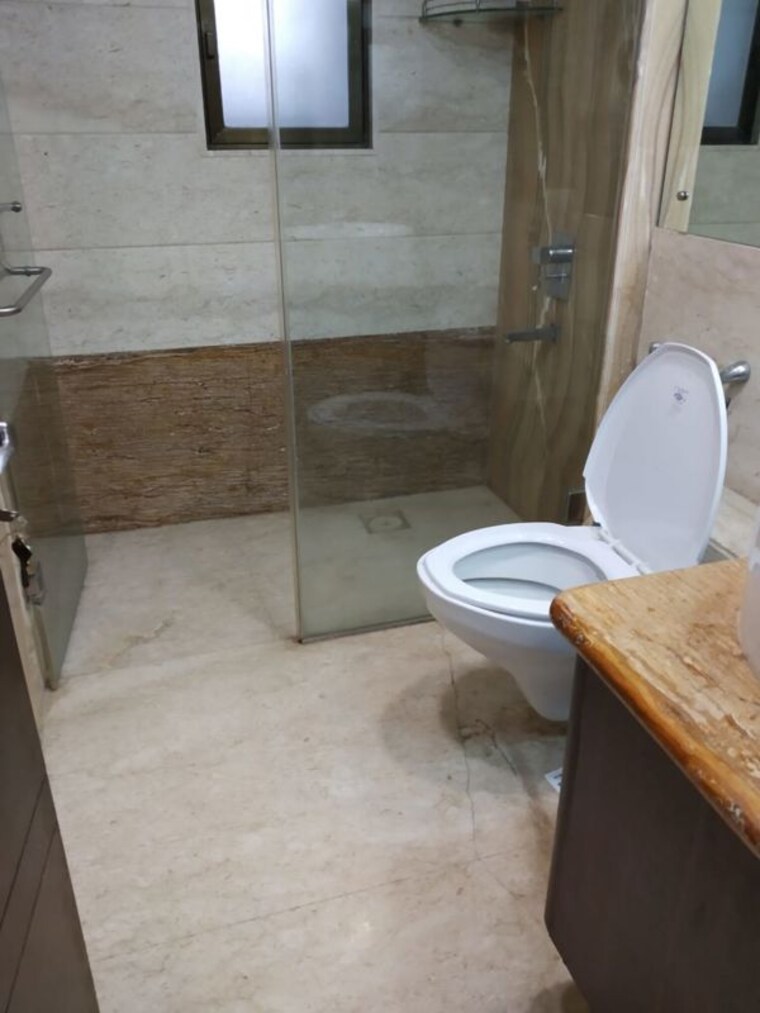 Bathroom, palazzo-heights 3 Bedroom 1800 Sq.Ft. Apartment In Khar West Mumbai 10008676