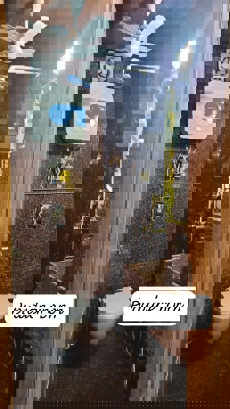 3 BHK + Pooja Room 500 Sq.Yd. Apartment in Sushant Lok 2