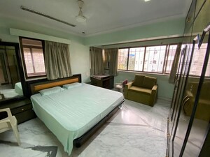 Bedroom in 4 BHK Apartment at Khar West – for Sale
