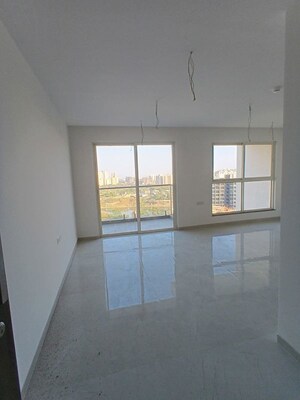 Room in 3 BHK Apartment at Goel Ganga Serio E F Building, Kharadi – for Rent