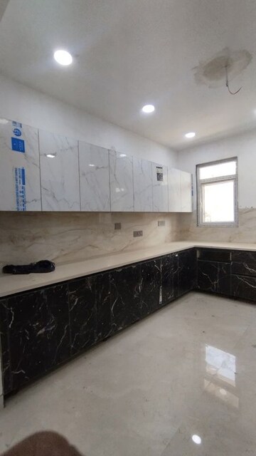 Kitchen in 4 BHK Builder Floor at Green Fields Colony – for Sale