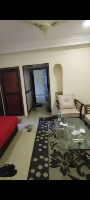 Team Area in 3 BHK Apartment at Highway Rose CHS, Vile Parle East – for Rent