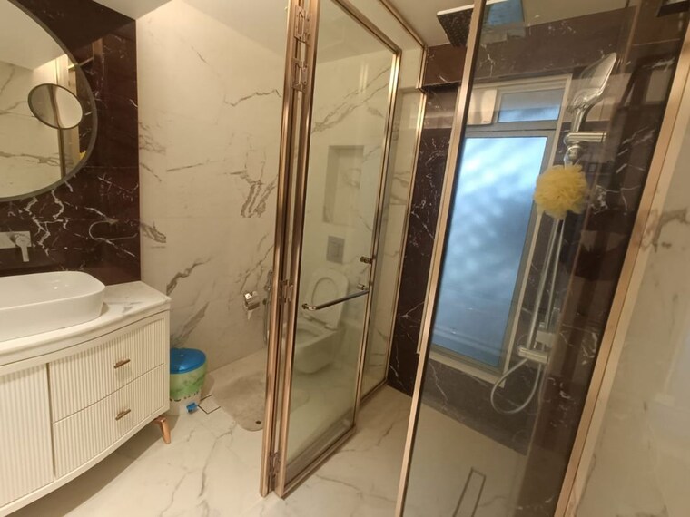 Bathroom, ekta-trinity 4 Bedroom 2800 Sq.Ft. Apartment In Santacruz West Mumbai 10008716