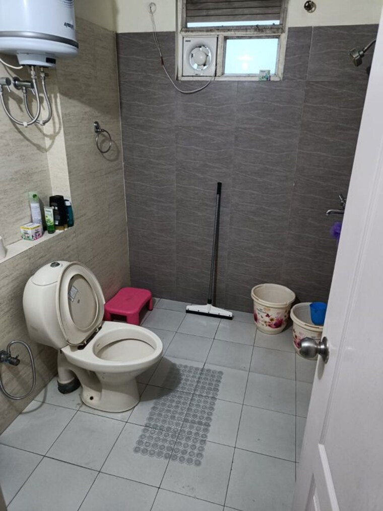 Master Bedroom, rohtas-plumeria 2 Bedroom 1275 Sq.Ft. Apartment In Gomti Nagar Lucknow 10008727