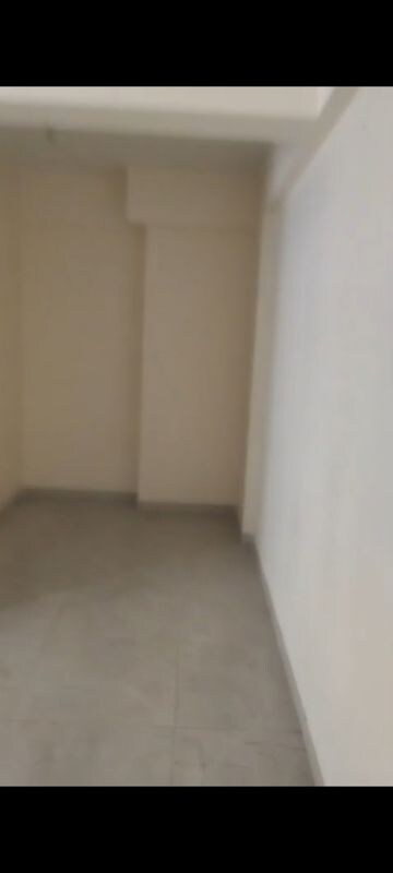 Room in 3 BHK Apartment at Vile Parle East – for Sale