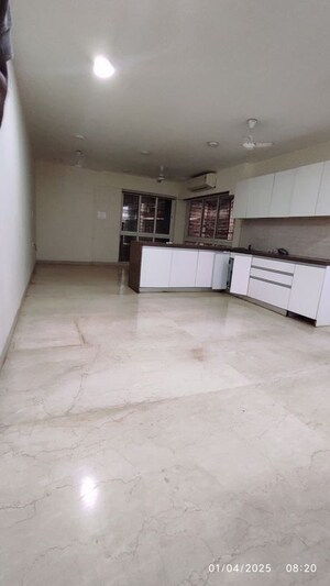 Room in 2 BHK Apartment at Omkar Meridia, Kurla West – for Rent