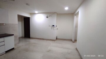 Room in 2 BHK Apartment at Omkar Meridia, Kurla West – for Rent