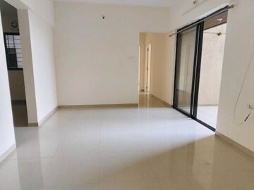 Room in 2 BHK Apartment at Saarrthi Souvenir, Baner – for Rent