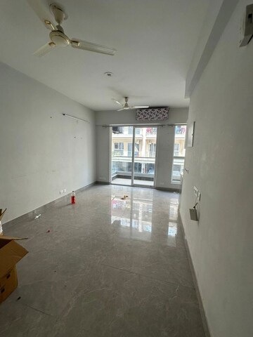 2 BHK Apartment For Rent in Signature Global City 92, Sector 92