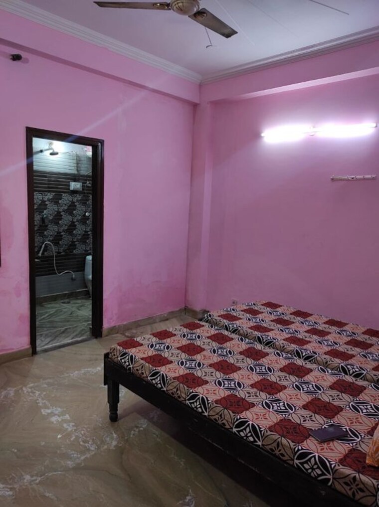 Bedroom, noida central Pg For Boys In Noida Central 10008750