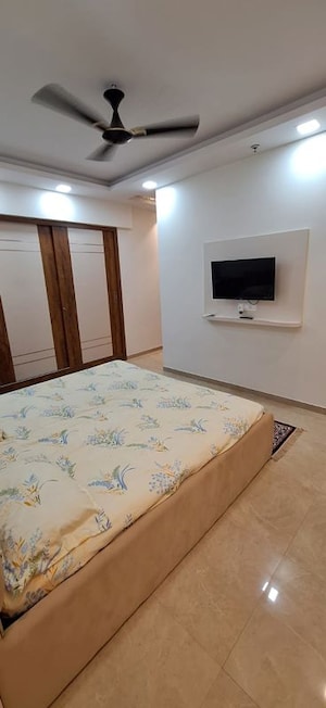 Bedroom in 2 BHK Apartment at Courtyard by Narang Realty and The Wadhwa Group, Pokhran Road No Two – for Rent