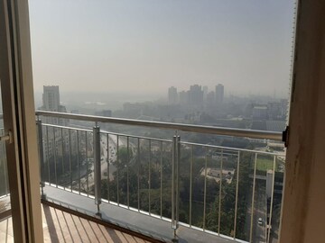 2 BHK Apartment For Rent in Runwal Greens, Mulund West