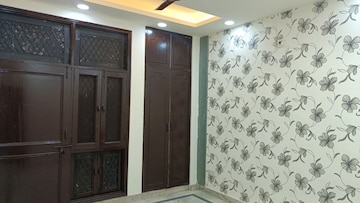 Bedroom in 3 BHK Builder Floor at Vaishali Sector 5 – for Sale