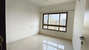 Room in 2 BHK Apartment at Kanakia Levels, Malad East – for Rent