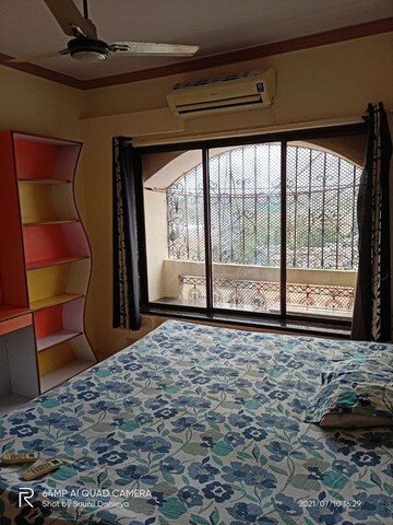 Room in 2 BHK Apartment at Patel Apartment Santacruz West, Santacruz West – for Rent