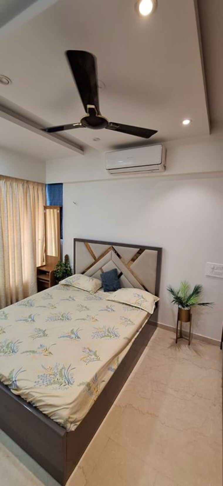 Bedroom, courtyard-by-narang-realty-and-the-wadhwa-group 2 Bedroom 860 Sq.Ft. Apartment In Pokhran Road No Two Thane 10008887