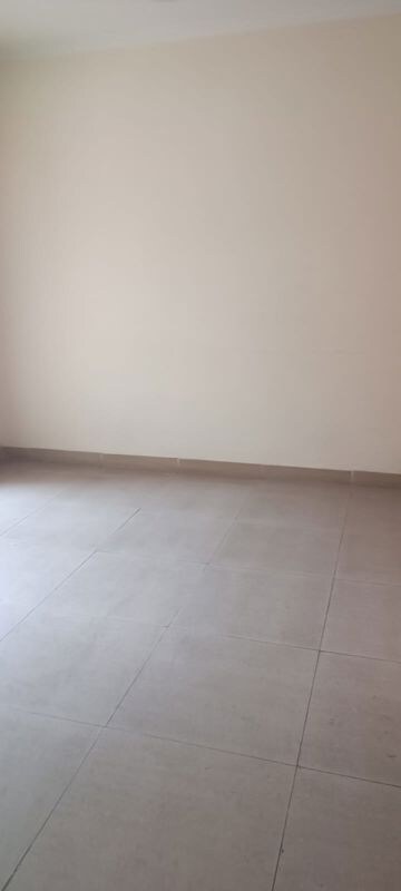 Room in 2 BHK Apartment at Galaxy Royale, Gaur City 2 – for Rent