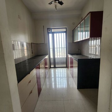 Kitchen in 2 BHK Apartment at Kalpataru Paramount A, Kapur Bawdi – for Rent