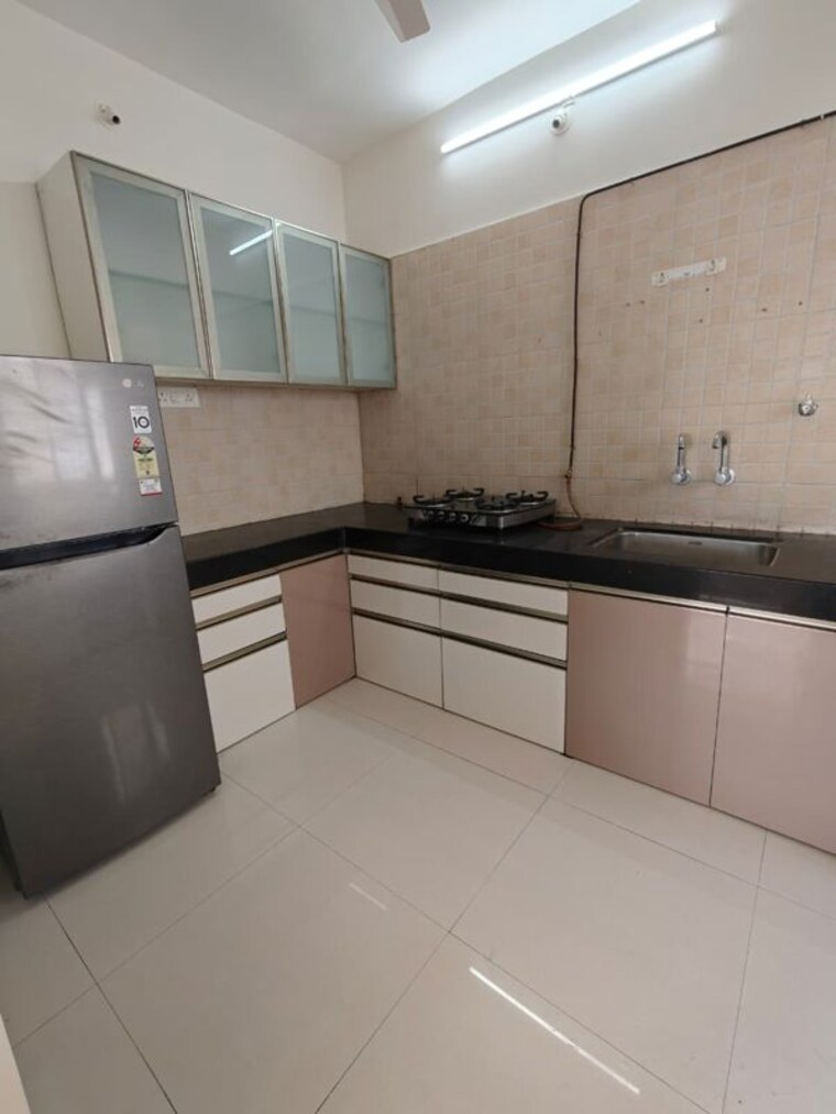 Kitchen, mont-vert-one 3 Bedroom 1405 Sq.Ft. Apartment In Wakad Pune 10008954