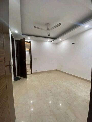 Room in 2 BHK Builder Floor at Palm Residency Chhatarpur, Chattarpur – for Rent
