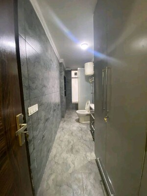 Building Lobby in 2 BHK Builder Floor at Palm Residency Chhatarpur, Chattarpur – for Rent