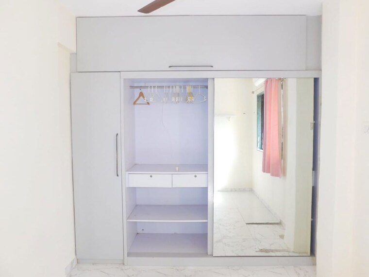undefined, mp-pandurangwadi-laxmi-niwas-chs 3 Bedroom 1000 Sq.Ft. Apartment In Goregaon East Mumbai 10008961