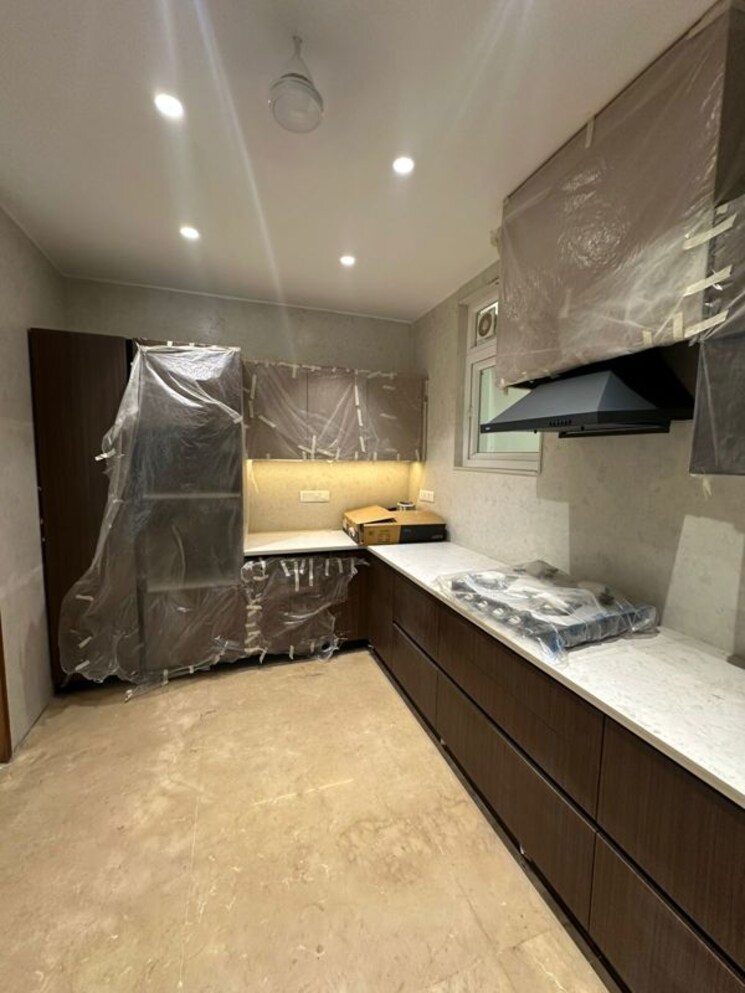 Kitchen, dlf-atria 4 Bedroom 3450 Sq.Ft. Builder Floor In Dlf Phase ii Gurgaon 10008977