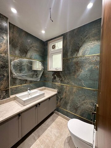 Kitchen in 4 BHK Builder Floor at DLF Atria, Dlf Phase ii – for Rent