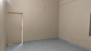 Room in 2.5 BHK Apartment at Ista Elite, Punjagutta – for Rent