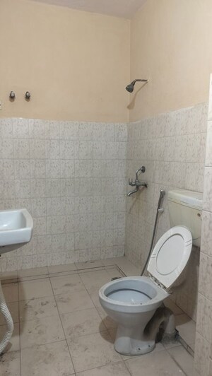 Bathroom in 2.5 BHK Apartment at Ista Elite, Punjagutta – for Rent