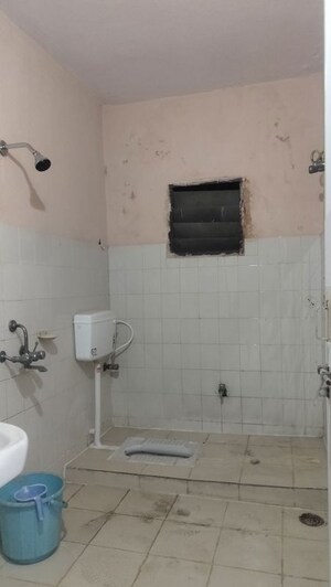 Bathroom in 2 BHK Apartment at Jaya Enclave Punjagutta, Punjagutta – for Rent