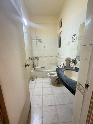 Attached Bathroom in 3 BHK Villa at Sonigara Omega Paradise, Wakad – for Rent